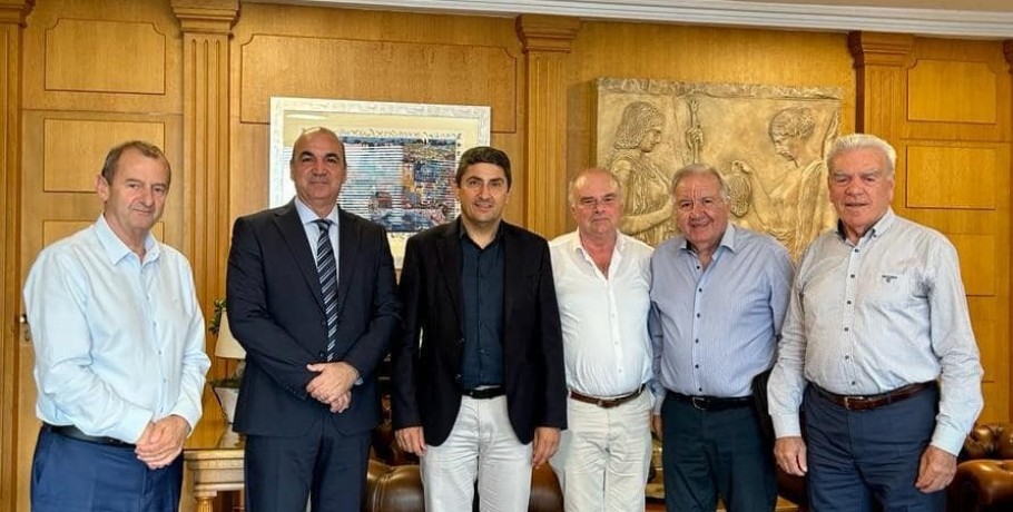 Συνάντηση του Υπουργού Αγροτικής Ανάπτυξης & Τροφίμων κ. Λευτέρη Αυγενάκη και του Προεδρείου της Κεντρικής Ένωσης Επιμελητηρίων Ελλάδος