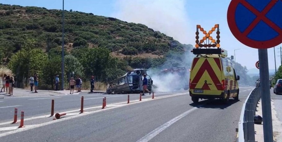 Από τροχόσπιτο εξαπλώθηκε η φωτιά στα Τέμπη