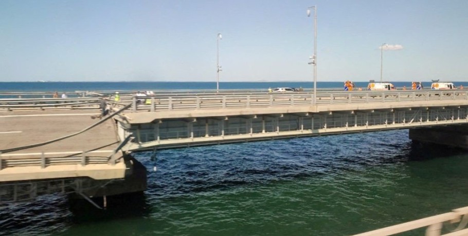 Ουκρανία: Το Κίεβο έπληξε γέφυρα που συνδέει την Κριμαία με την ηπειρωτική χώρα