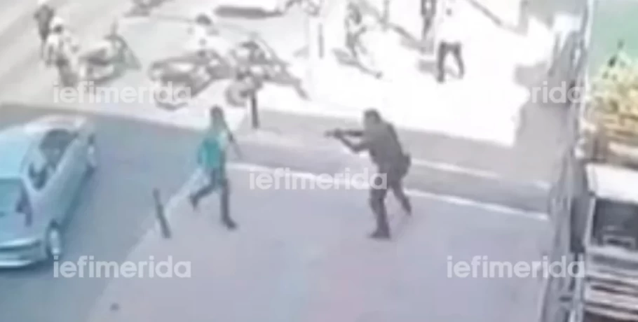 Αιματηρή συμπλοκή στον Κολωνό: Ο ληστής απειλεί με μαχαίρι και ο αστυνομικός πυροβολεί εξ επαφής