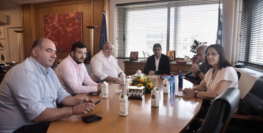 Συνάντηση Αυγενάκη με το Προεδρείο του ΓΕΩΤΕΕ