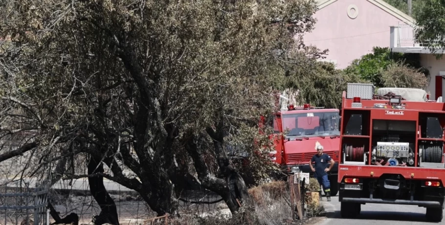 Κέρκυρα: Έφτασαν στο νησί οι πυροσβέστες από τη Βουλγαρία