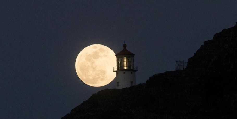 Πανσέληνος του Οξύρρυγχου: Απόψε θα απολαύσουμε το μεγαλύτερο φεγγάρι του χρόνου