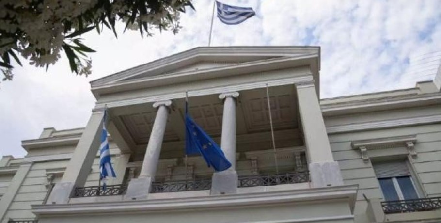 Σκληρή απάντηση της Αθήνας στον πρόεδρο της Κροατίας για τους χούλιγκαν