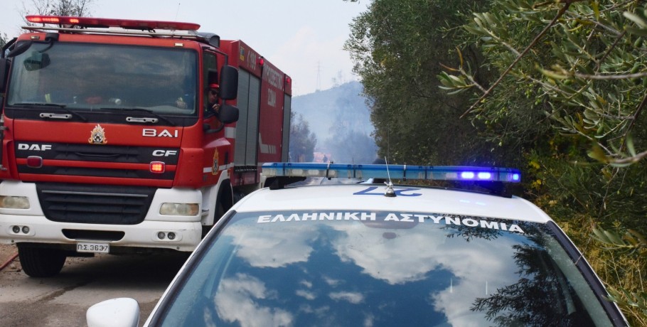 Ελεύθεροι οι δύο προσαχθέντες στο Μενίδι- Για απόπειρα εμπρησμού
