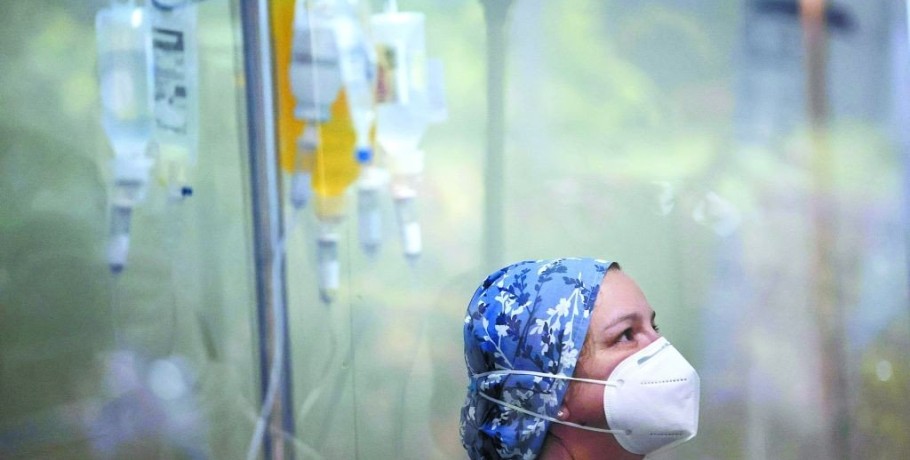 Ψυχρολουσία μέσα στο καλοκαίρι - Στα ύψη οι εισαγωγές στα νοσοκομεία λόγω κοροναϊού