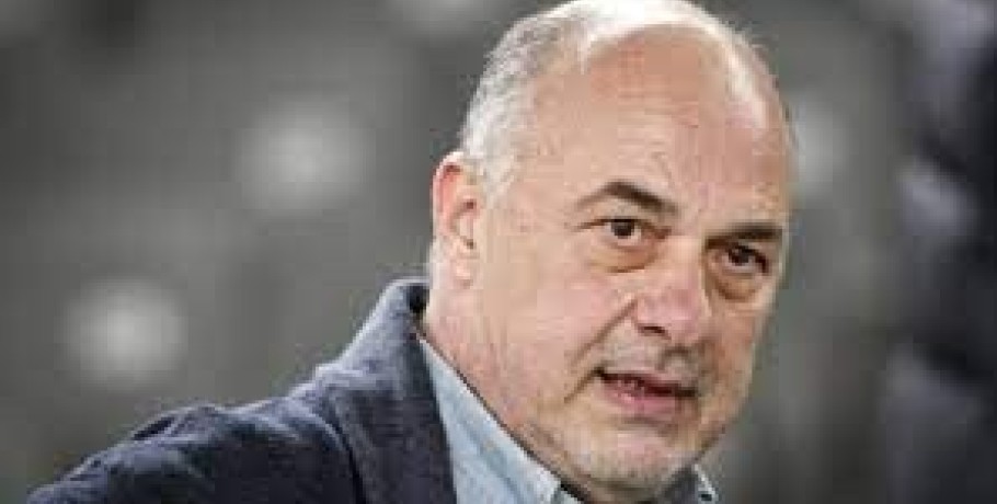 550 γυναίκες κατά του δημάρχου Αχιλλέα Μπέου για ρητορική μίσους και κοινωνικής διαπόμπευσης