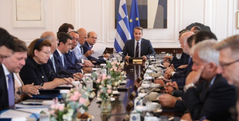 Υπουργικό συμβούλιο με το «βλέμμα» στη ΔΕΘ