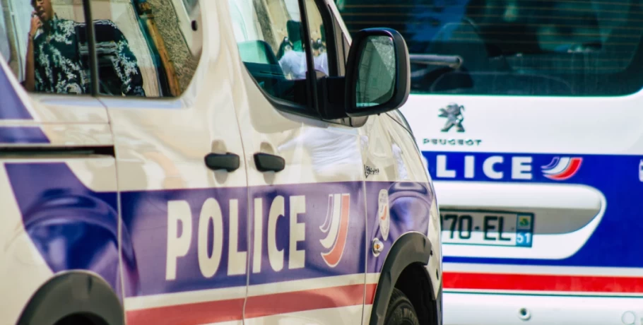 Γαλλία: Έφηβος έχασε τη ζωή του έπειτα από τη σύγκρουση του σκούτερ του με περιπολικό