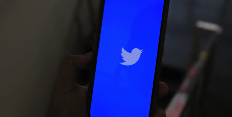 Έλον Μασκ – Χ: To Twitter θα συλλέγει βιομετρικά δεδομένα των χρηστών