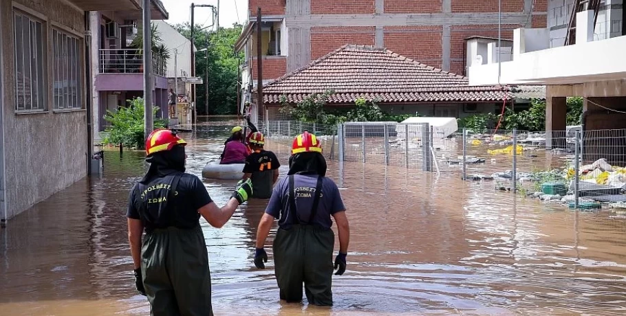 Προσπαθούν να επιστρέψουν στην καθημερινότητα οι κάτοικοι των πληγεισών περιοχών σε Τρίκαλα και Καρδίτσα