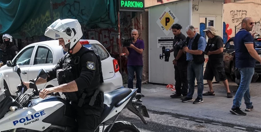 Στον ανακριτή σήμερα ο 68χρονος που σκότωσε τον 39χρονο υπάλληλο πάρκινγκ μέσα στη μέση του δρόμου στον Πειραιά