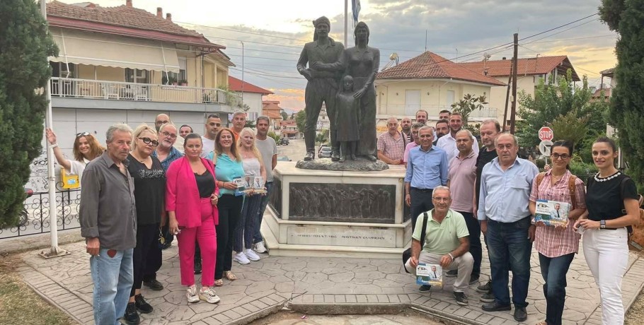 Την περιοχή της Μητροπόλεως και της Νέας Τραπεζούντας στα Γιαννιτσά επισκέφτηκε ο  Στάθης Καστερίδης