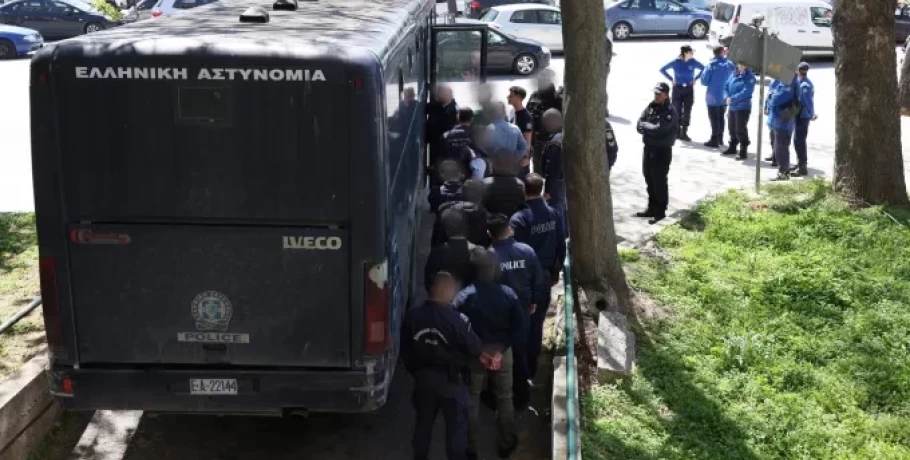 Τρεις συλλήψεις στην Τούμπα πριν το ματς ΠΑΟΚ- Βόλος