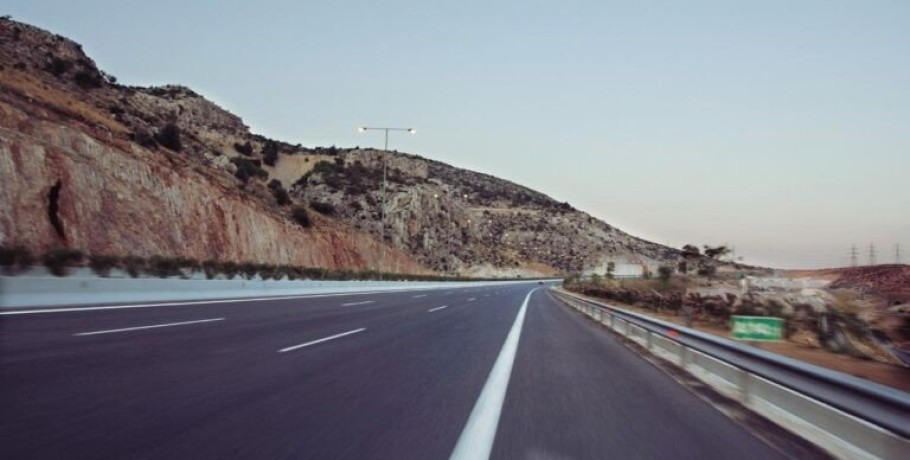 Κυκλοφοριακές ρυθμήσεις στον δρόμο Αθήνα- Θεσσαλονίκη
