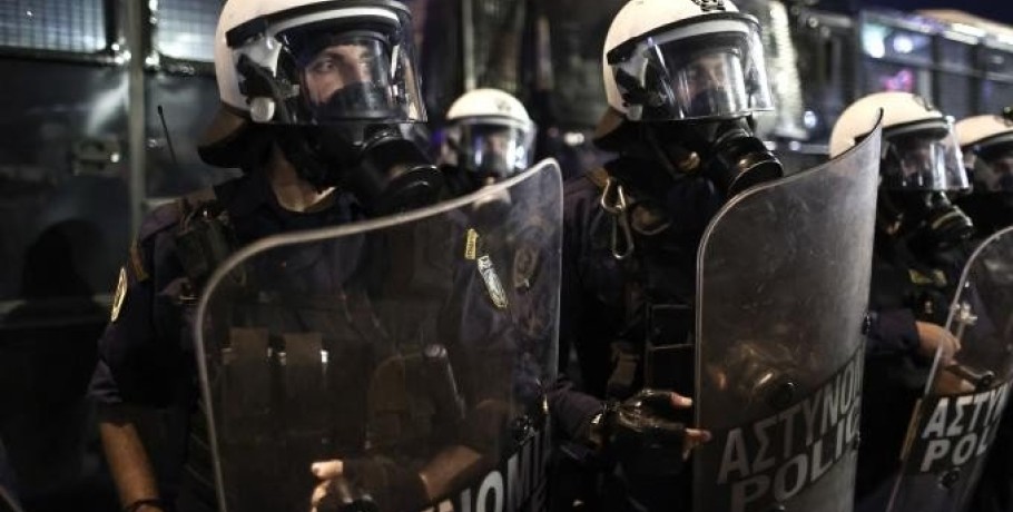 Επεισόδια στην πλατεία Βικτωρίας- Έξι συλλήψεις στην περιοχή της Ακρόπολης