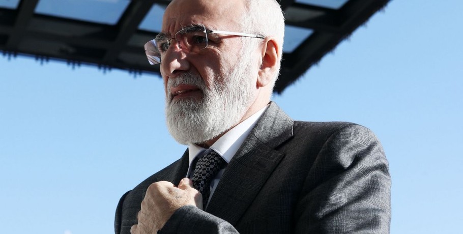 ΠΑΟΚ: Συσκέψεις Σαββίδη με Λουτσέσκου, διοίκηση και Δήμαρχο Θέρμης