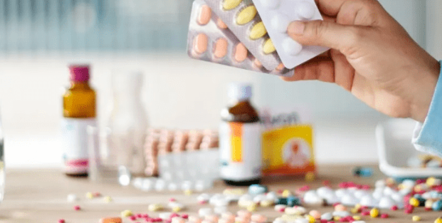 Ανησυχητική ελληνική πρωτιά στην υπερκατανάλωση αντιβιοτικών