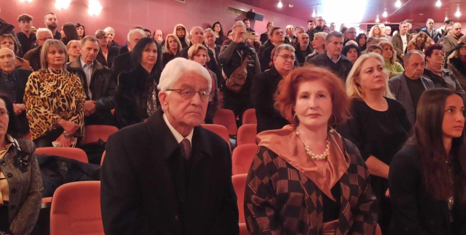 Συγκινημένοι και περήφανοι οι γονείς του Στάθη Φουντουκίδη