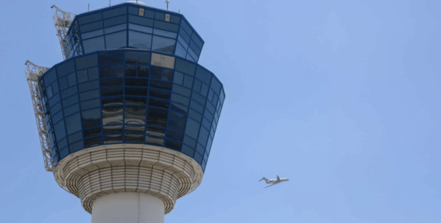 Ελ. Βενιζέλος: Αεροπλάνο έκανε αναγκαστική προσγείωση και 4 επιβάτες του κρύφτηκαν στις τουαλέτες του αεροδρομίου