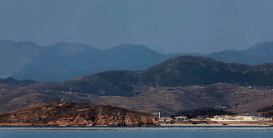 Η Βόρεια Κορέα πυροβολεί ξανά κοντά στα σύνορα με τη Νότια