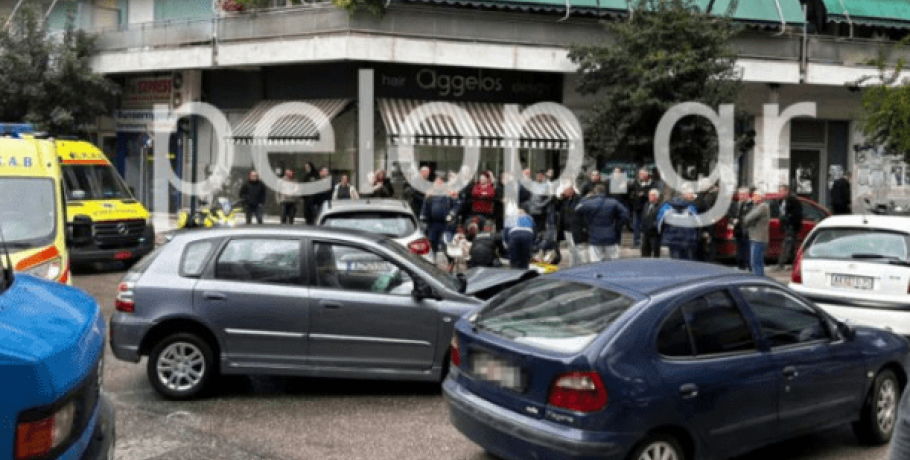 Πάτρα: Τρεις τραυματίες από σφοδρή σύγκρουση δύο αυτοκινήτων