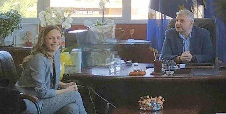 Συνάντηση Νίκου Παρούτογλου με την Έφη Αχτσιόγλου