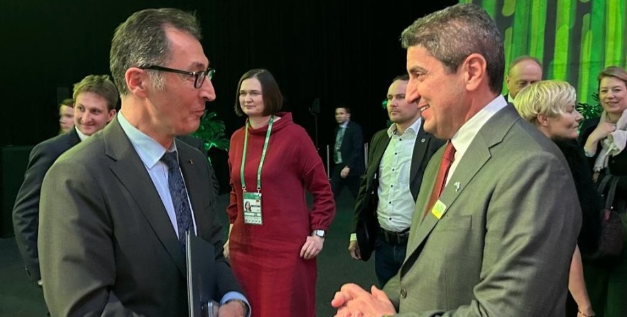 Αυγενάκης από Βερολίνο: "Οι Γερμανοί αγωνίζονται να πετύχουν αυτά που η ΝΔ έχει εφαρμόσει"