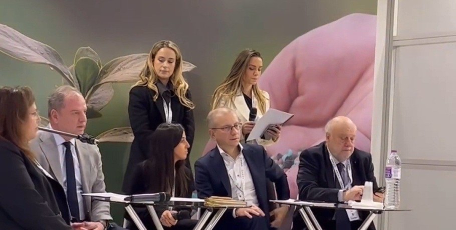 Agrotica..συσκέψεις και συζητήσεις για τον ΥφΑΑΤ Διονύση Σταμενίτη