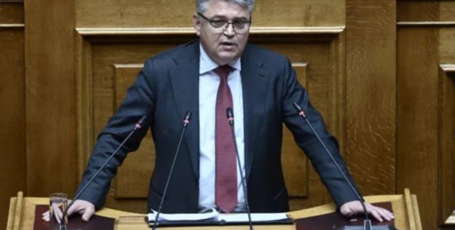 Δημήτρης Νατσιός: Μην μολύνεται την ιερή λέξη της οικογένειας