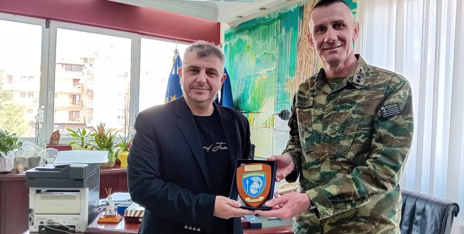Συνάντηση του Δημάρχου Αλμωπίας με τον διοικητή της Μεραρχίας