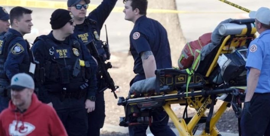Κάνσας: Μητέρα η νεκρή από τους πυροβολισμούς στην παρέλαση για το Super Bowl - 11 παιδιά στους τραυματίες
