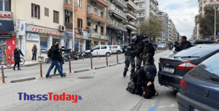 Καταγγελίες για βία ΜΑΤ σε διαδηλωτές στην πορεία για Τέμπη (VIDEO)