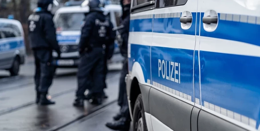 Γερμανία: Έληξε η ομηρία στο νοσοκομείο του Άαχεν – Καλά στην υγεία τους οι 15 όμηροι