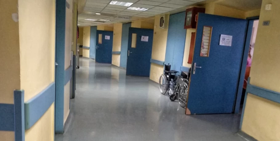 Κρούσμα μηνιγγίτιδας στην Πάτρα: Με υψηλό πυρετό και εξανθήματα μεταφέρθηκε στο νοσοκομείο ο φοιτητής