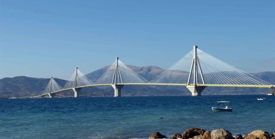 Πάτρα: Κλειστό το πορθμείο Ρίου – Αντιρρίου λόγω ισχυρών ανέμων