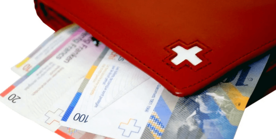 Ιστορική νίκη συνταξιούχων και εργαζομένων στην Ελβετία