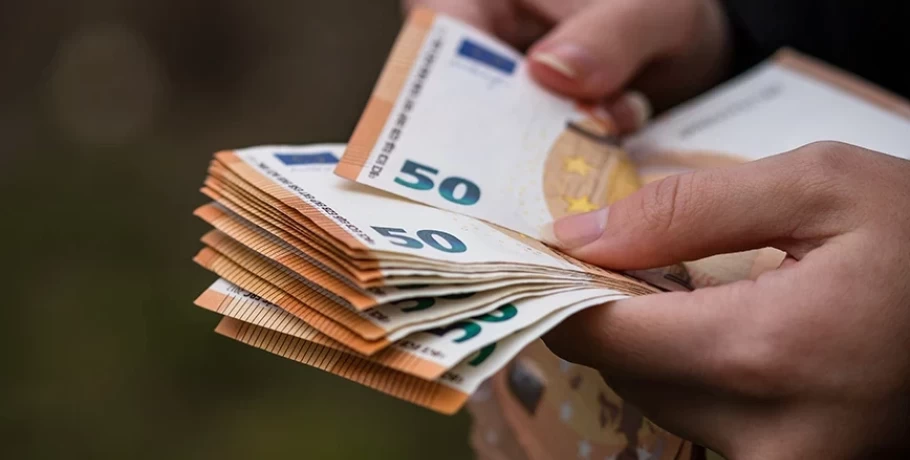 Απάτη με το Μarket Pass – «Φτερά» έβγαλαν 6.000 ευρώ από τον τραπεζικό λογαριασμό 66χρονης