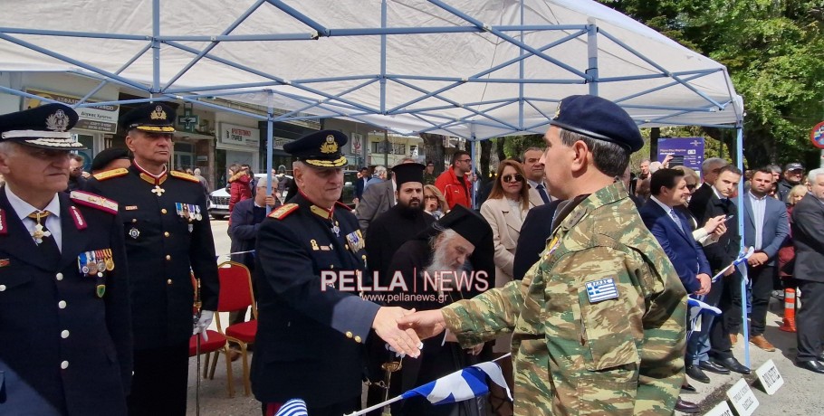 Έδεσσα: Μήνυμα εθνικής υπερηφάνειας από τον στρατό