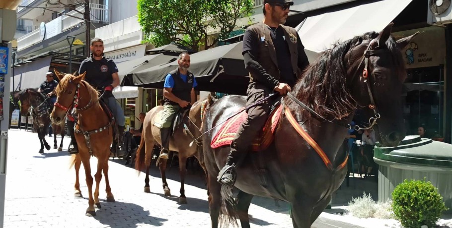 Γέμισε καλπασμούς ο Πεζόδρομος των Γιαννιτσών (φώτος)