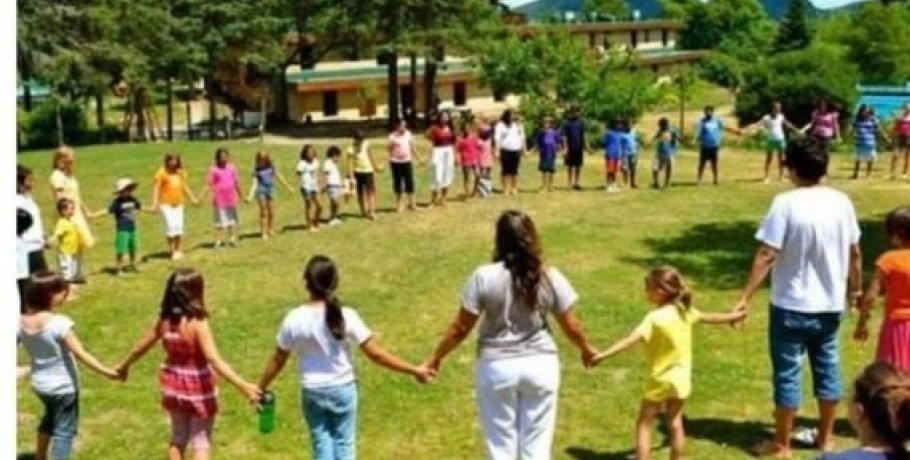 Μιχαηλίδου: Περισσότερα από 100.000 παιδιά θα κάνουν φέτος διακοπές στις παιδικές κατασκηνώσεις της ΔΥΠΑ και του ΕΦΚΑ