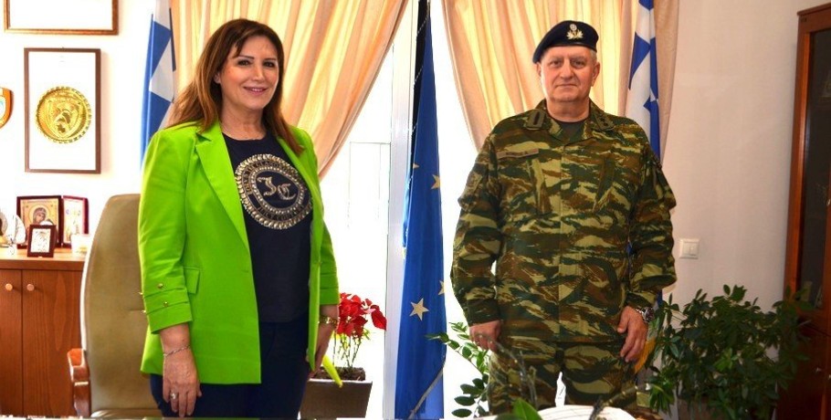 Η Δήμαρχος Σκύδρας Κατερίνα Ιγνατιάδου υποδέχθηκε τον νέο Διοικητή της 2ας Μ/Κ Μεραρχίας Πεζικού Υποστράτηγο Αθανάσιο Κοντό