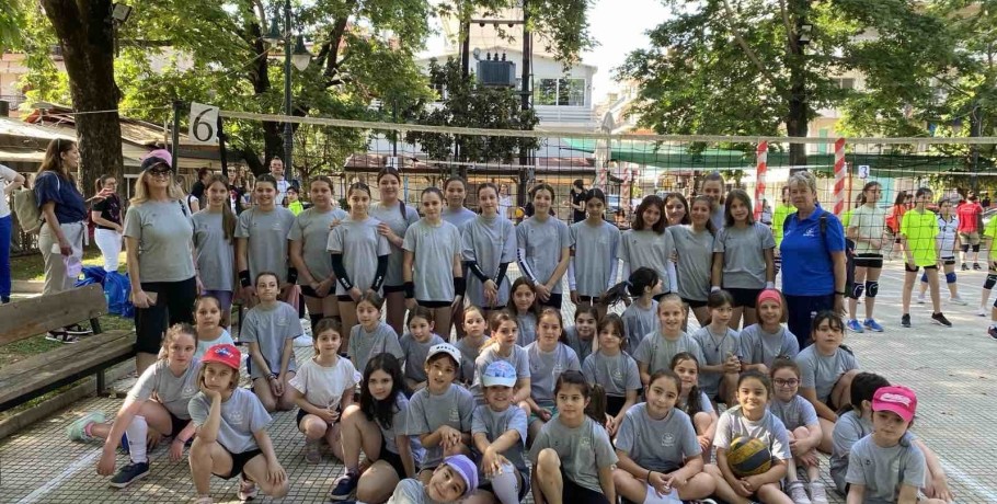 Η ομάδα βόλεϊ Π.Α.Σ. Ίκαρος Έδεσσας στο τουρνουά μίνι βόλεϊ  στη Σκύδρα