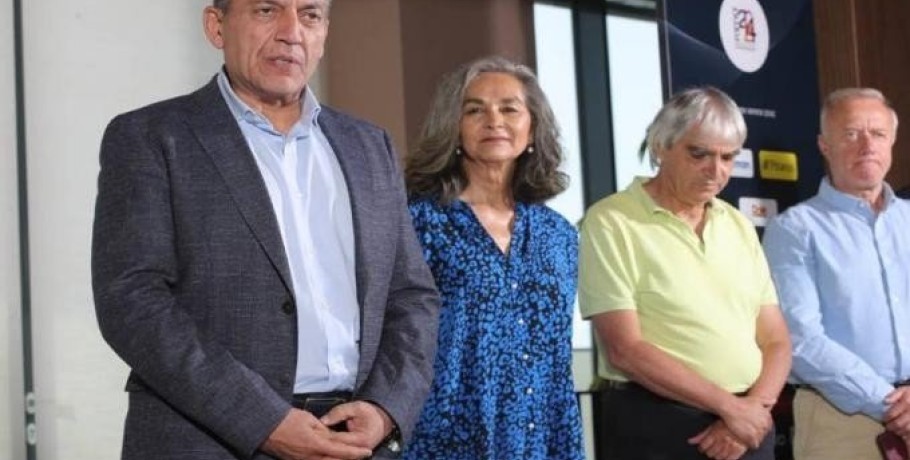 Ο Γ. Βρούτσης και η Σ. Σακοράφα «ξεπροβόδισαν» την ελληνική αποστολή για το Ευρωπαϊκό της Ρώμης