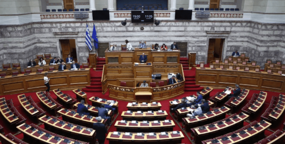 Πυρ ομαδόν από την αντιπολίτευση μετά το υπουργικό στο Μαξίμου