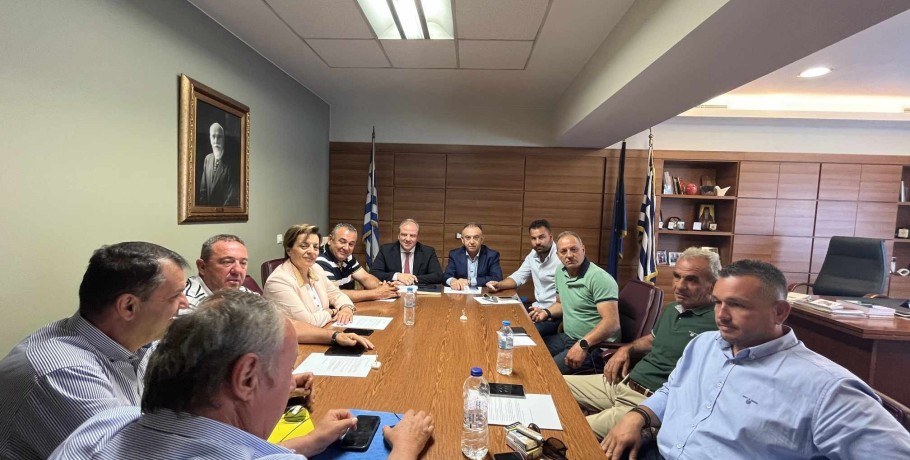 Στο ΥπΑΑΤ η επιτροπή ροδακινοπαραγωγικών φορέων: 4 σημεία για τα οποία ζητάει την καθοριστική παρέμβαση του υπουργείου