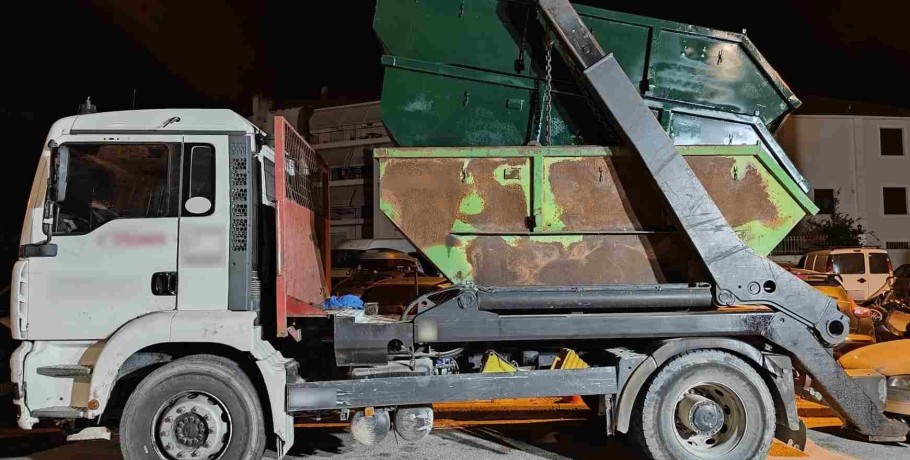 Εξιχνιάστηκαν κλοπές μεγάλων δημοτικών μεταλλικών κάδων από περιοχές του Κιλκίς και της Θεσσαλονίκης