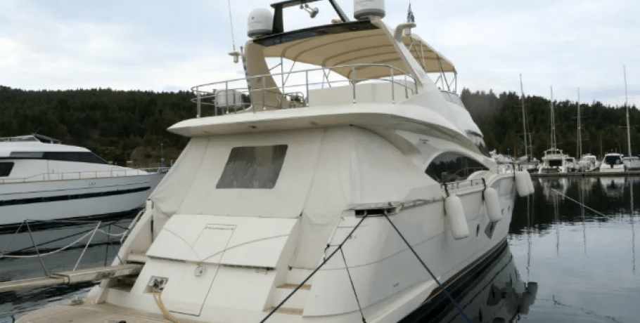 Συνελήφθησαν 13 επιβαίνοντες της θαλαμηγού στην Ύδρα