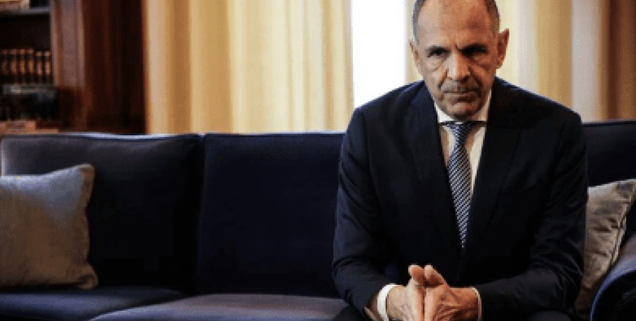 Αδιανόητη η προοπτική ένταξης χωρίς συμμόρφωση με το διεθνές διαμηνύει στα Σκόπια ο Γ. Γεραπετρίτης